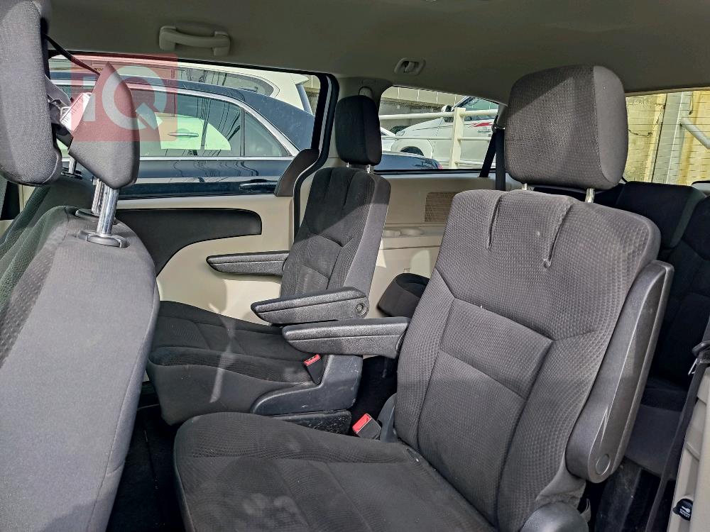 Dodge Caravan